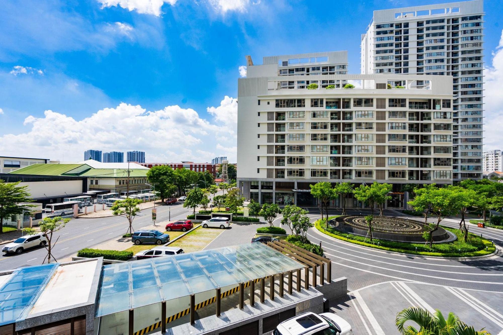 The Peak Midtown Twobedroom With Balcony 호치민 외부 사진